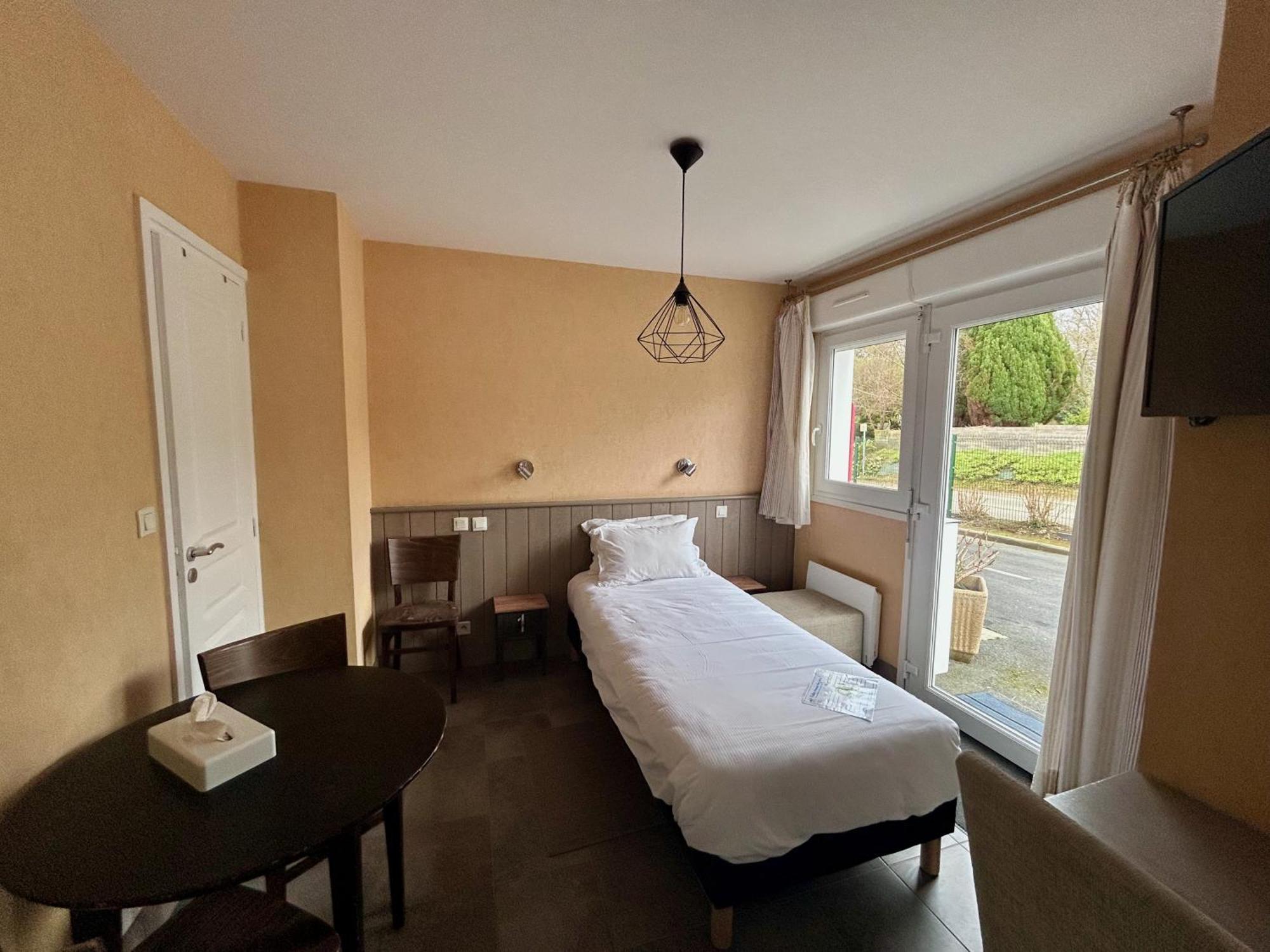Brit Hotel Lannion-Perros Guirec Exterior foto