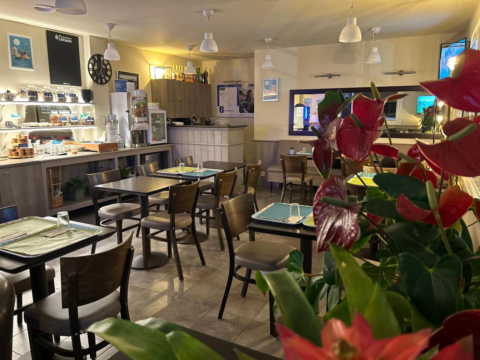 Brit Hotel Lannion-Perros Guirec Exterior foto